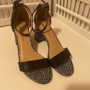 CL LANDRY gorgeous black and white sandal with thick heels